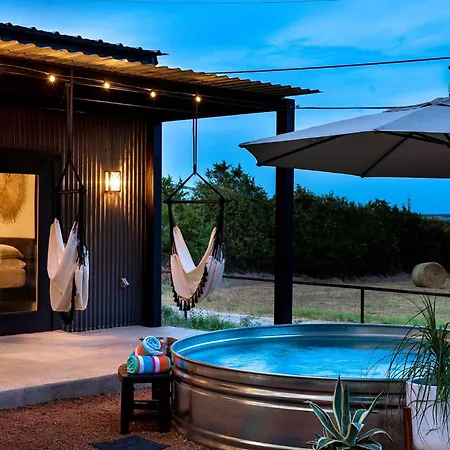 Container Haus Pet Friendly With Cowboy Pool Villa